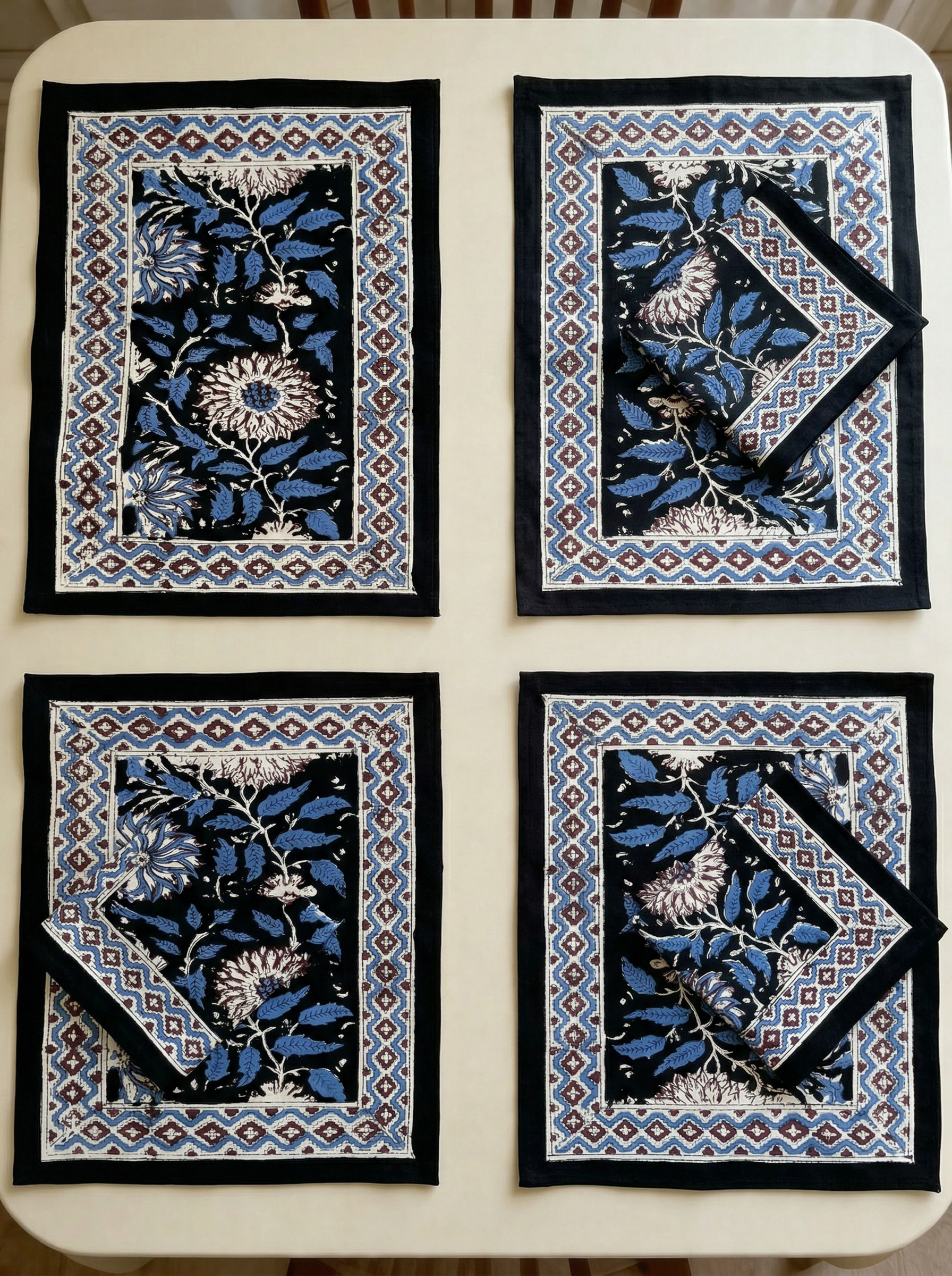 Table Mats & Napkins Set