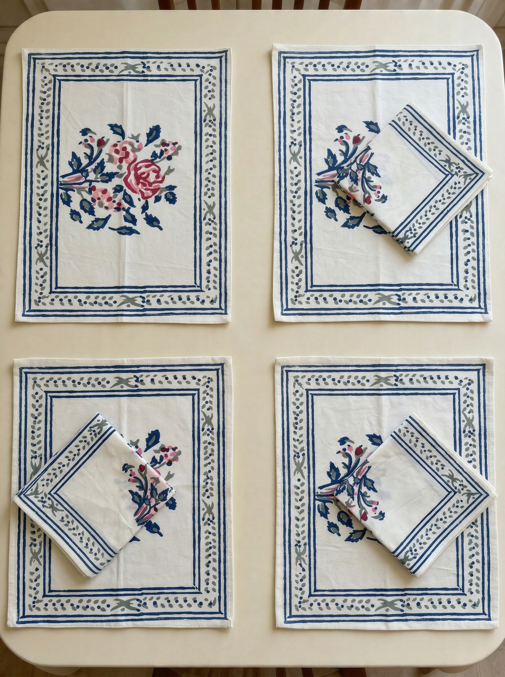 Table Mats & Napkins Set