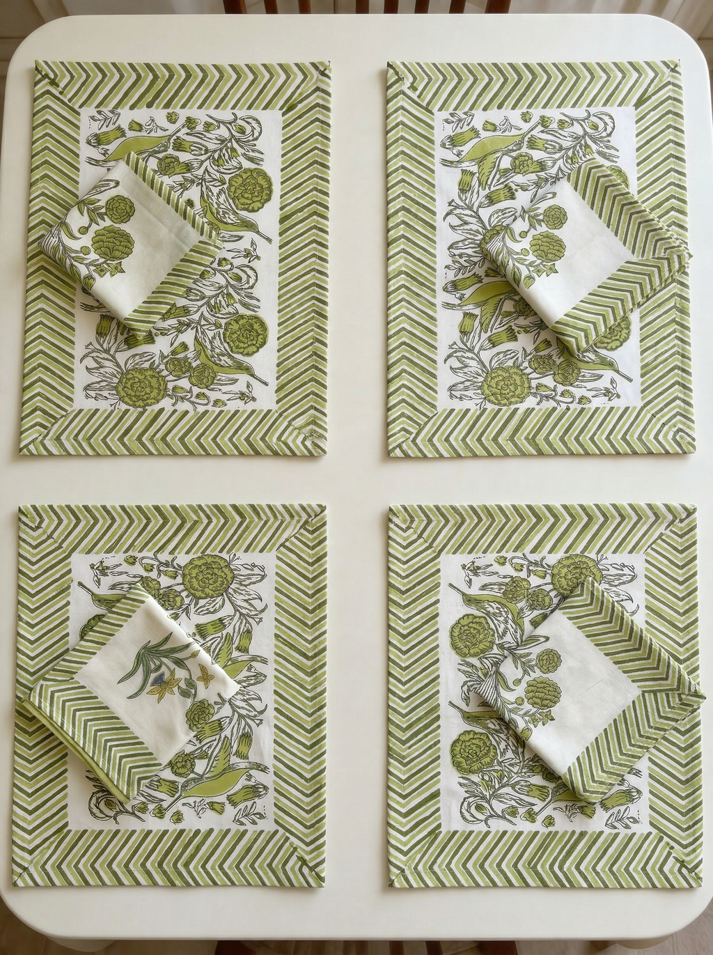 Table Mats & Napkins Set