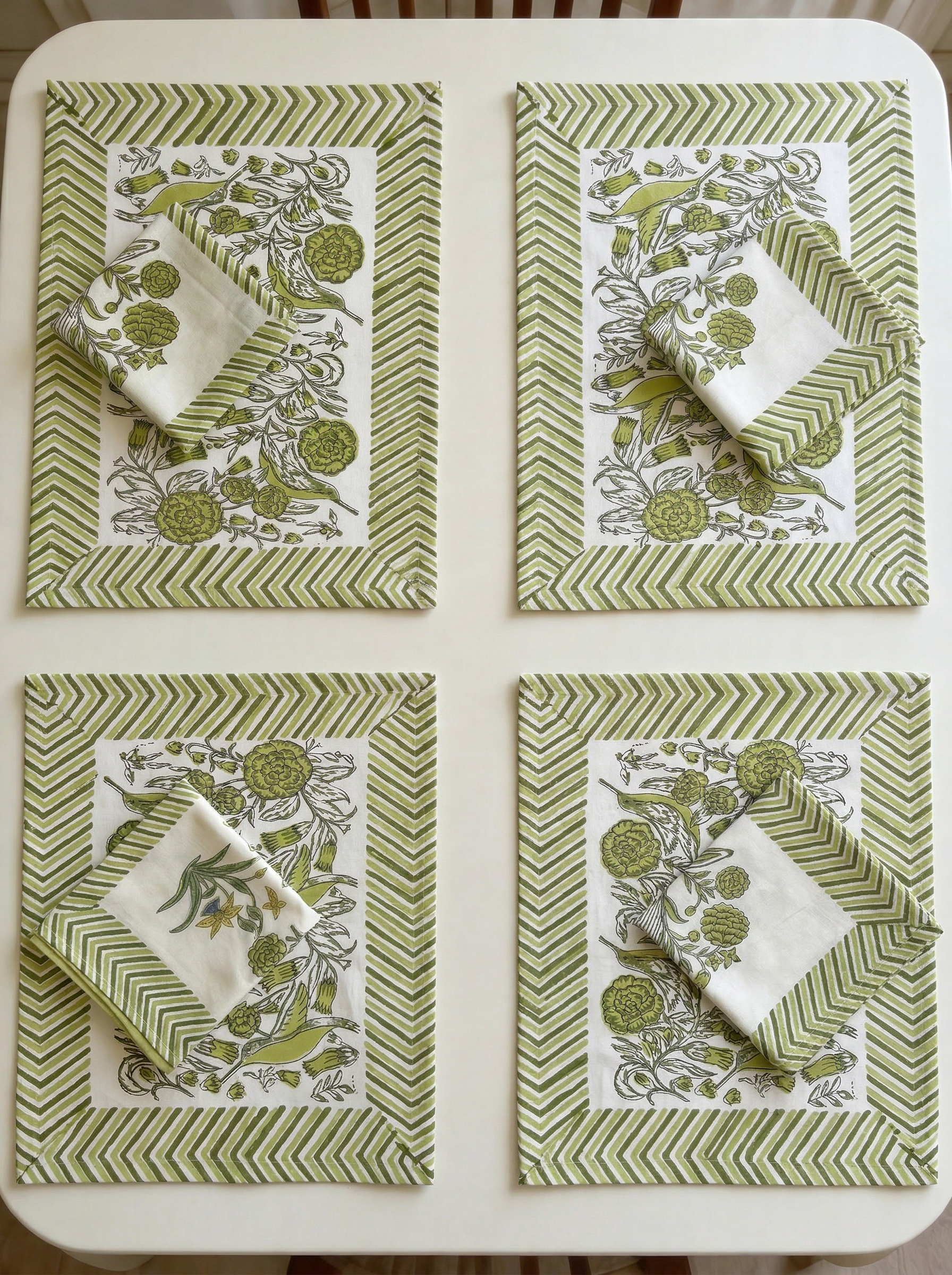 Table Mats & Napkins Set
