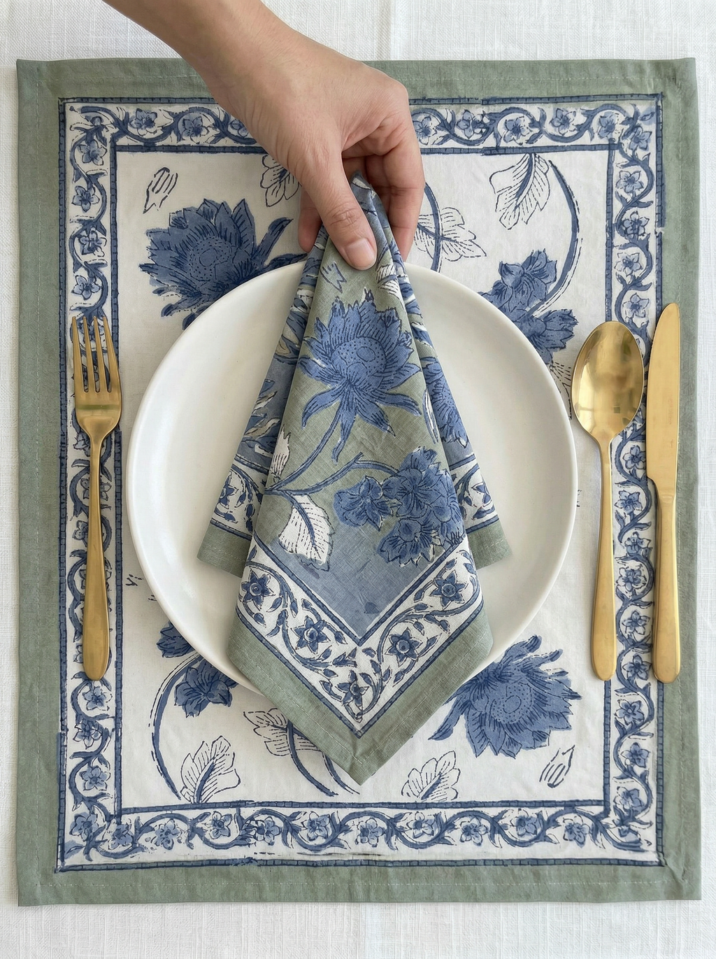 Table Mats & Napkins Set