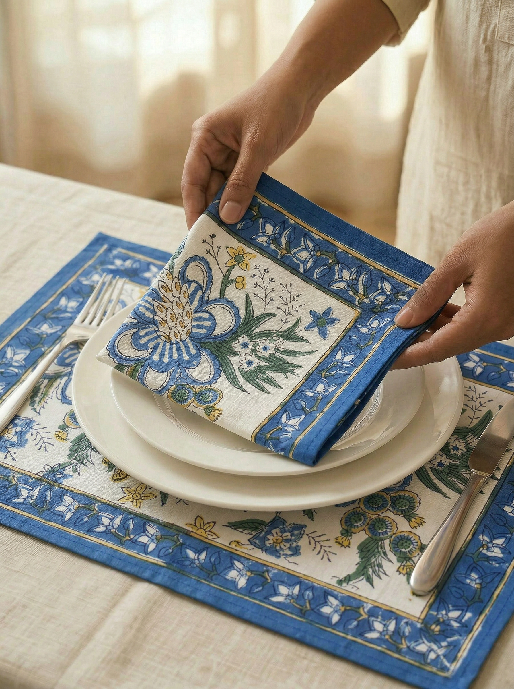 Table Mats & Napkins Set
