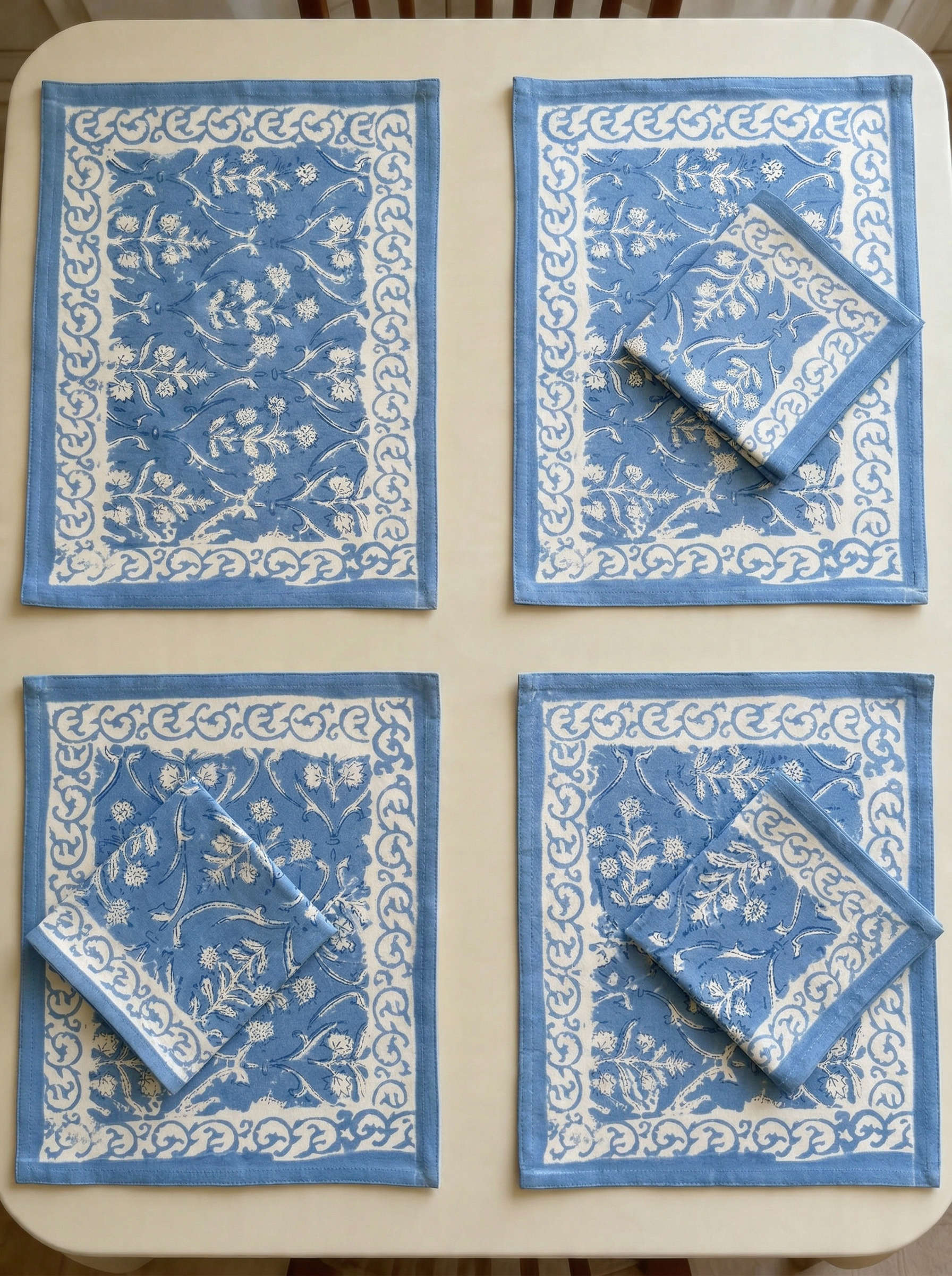 Table Mats & Napkins Set