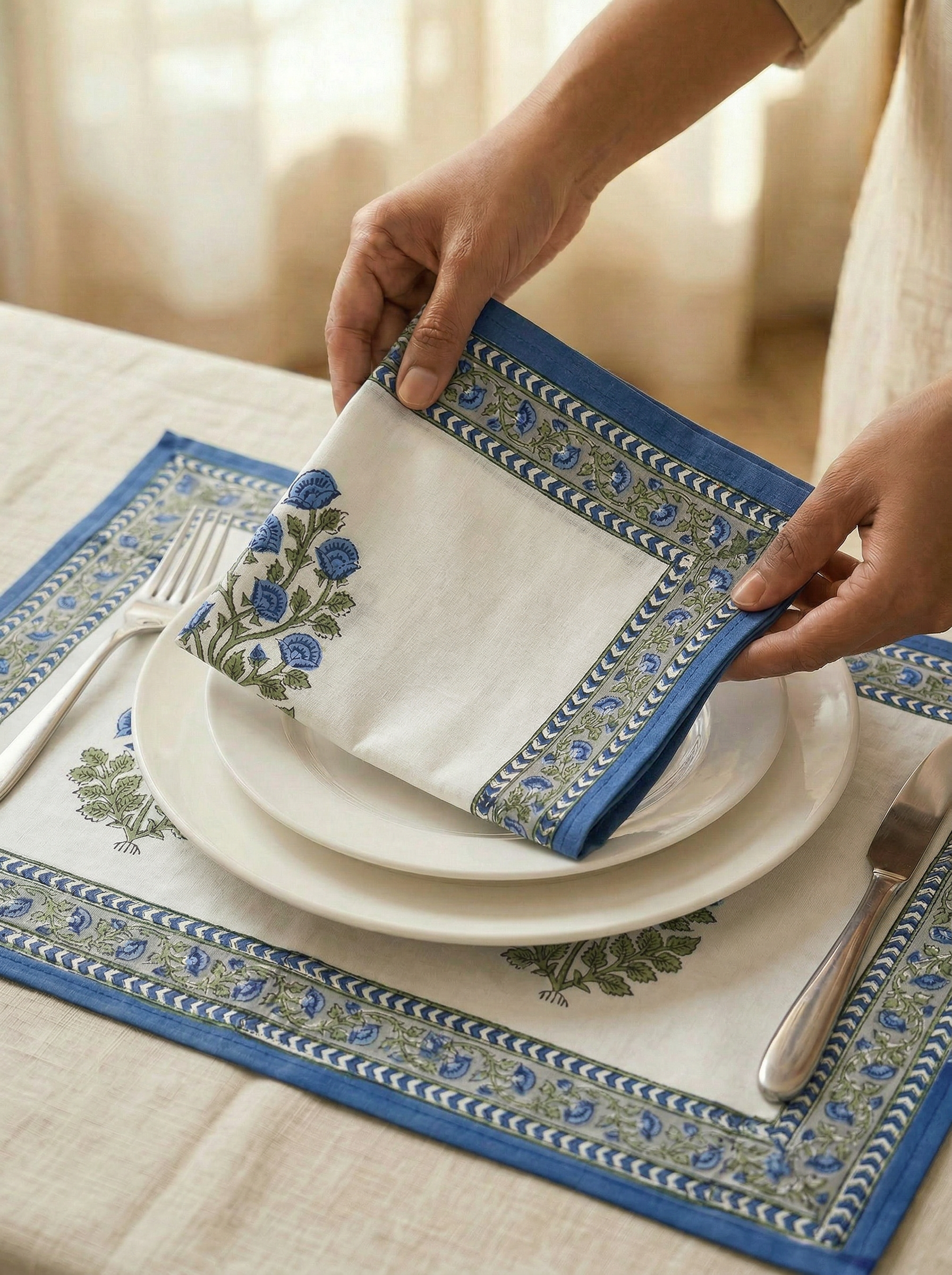 Table Mats & Napkins Set