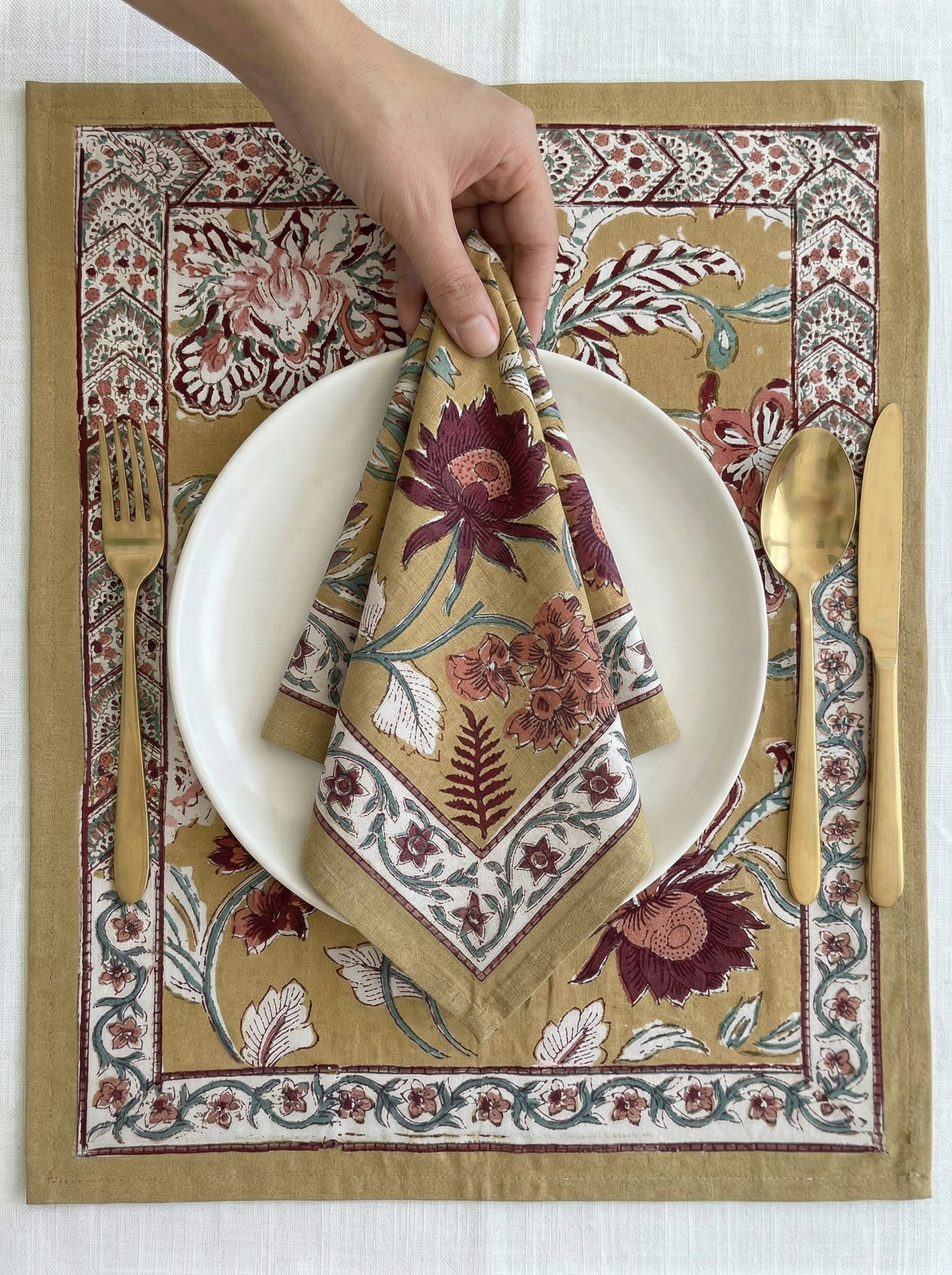 Table Mats & Napkins Set