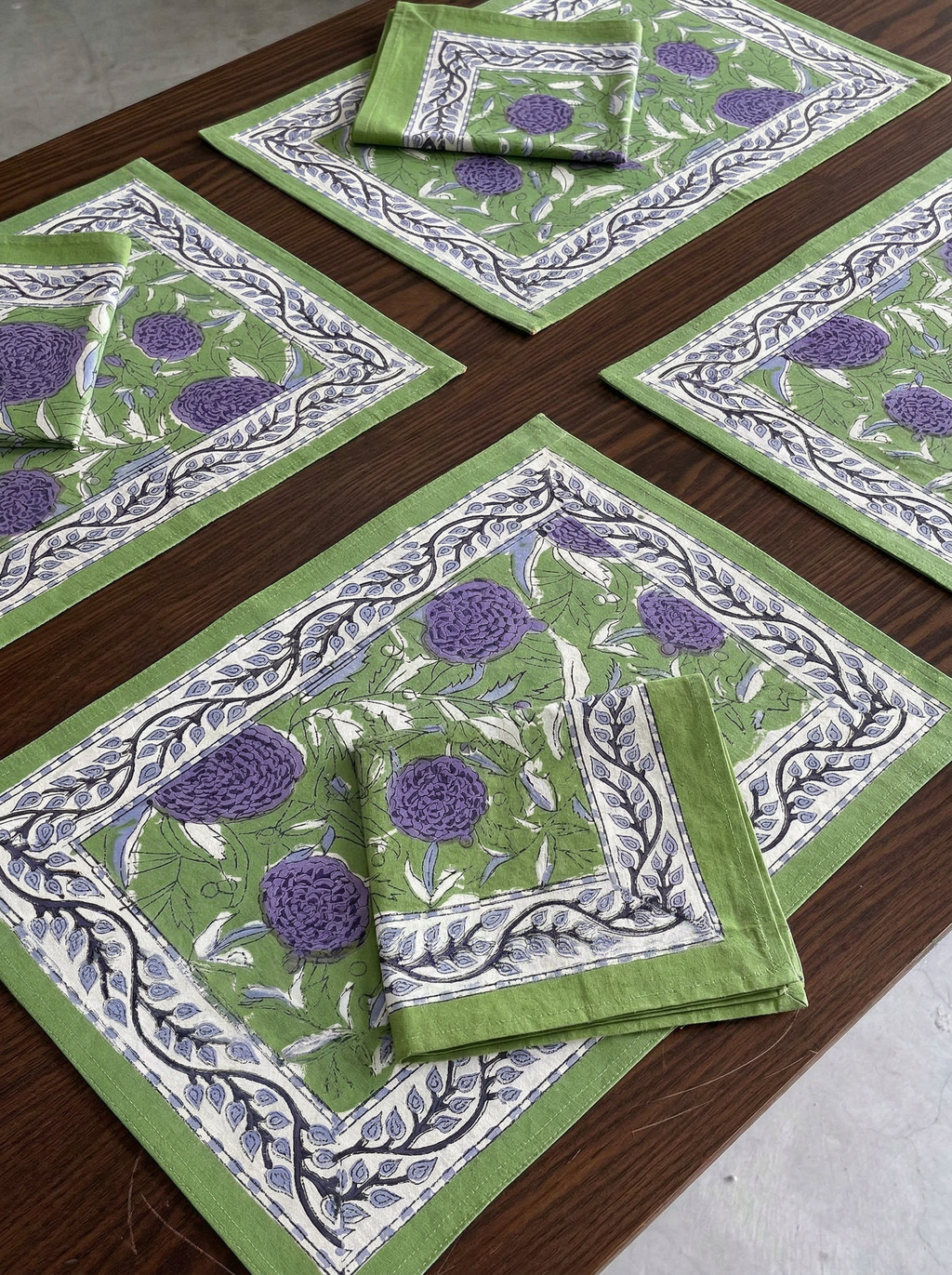 Table Mats & Napkins Set