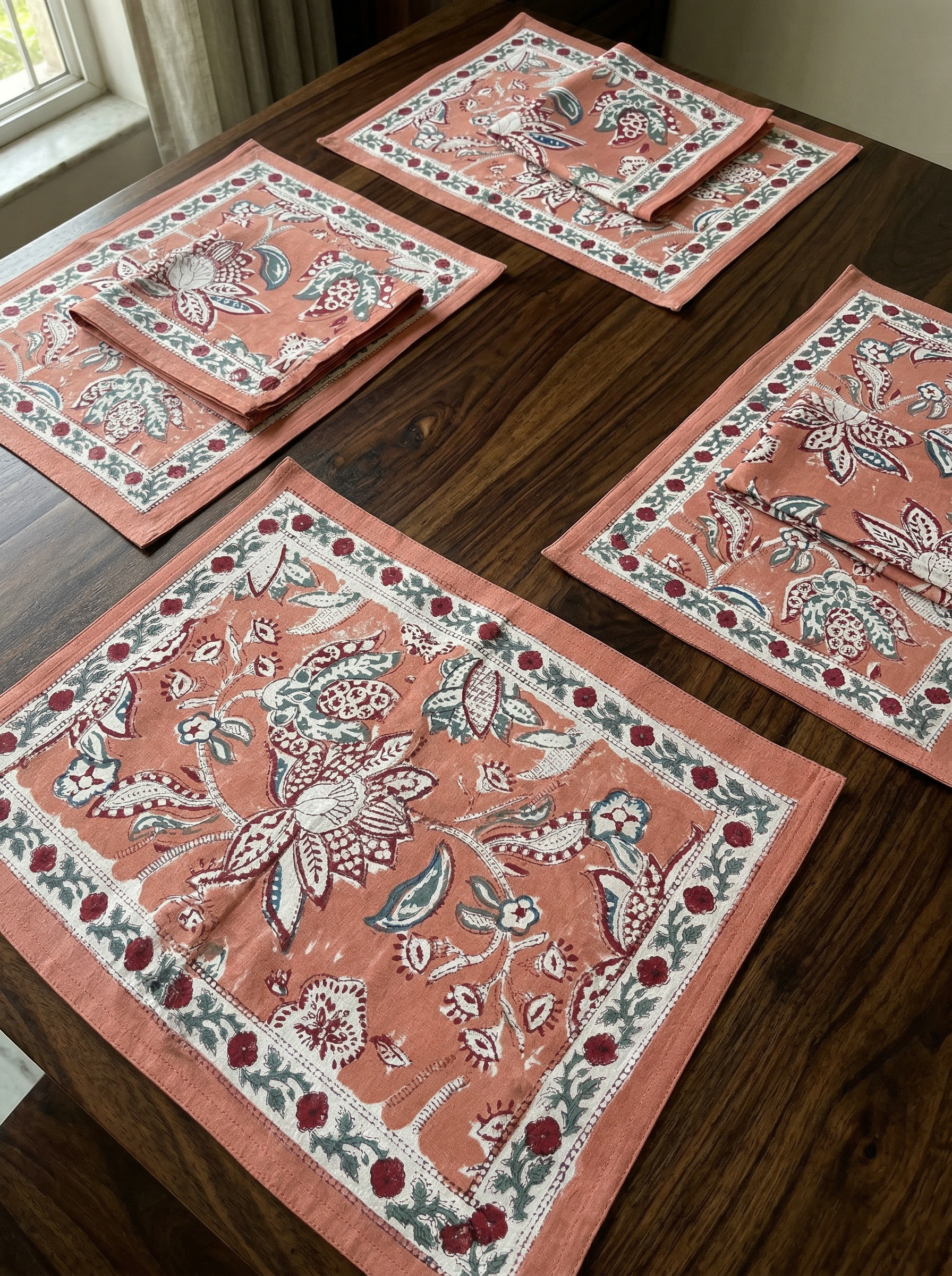 Table Mats & Napkins Set