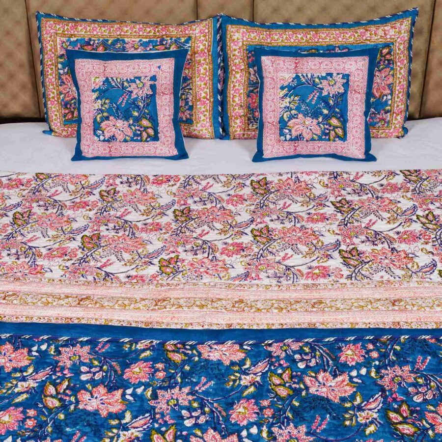 Quilted Bed Cover ( 17 )