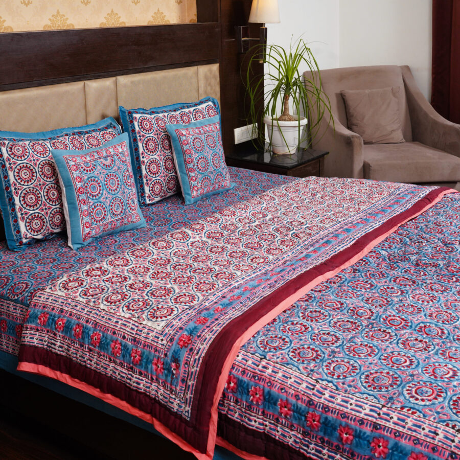 Classic Circle Mehrab Quilt Bedding Set's