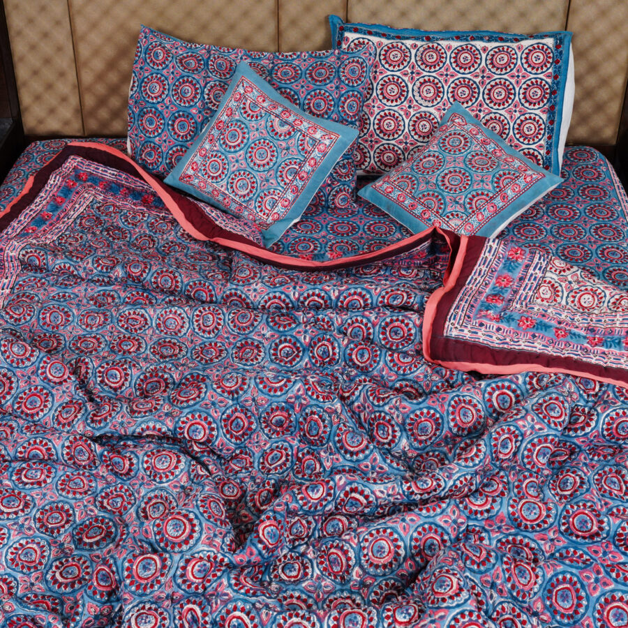 Classic Circle Mehrab Quilt Bedding Set's